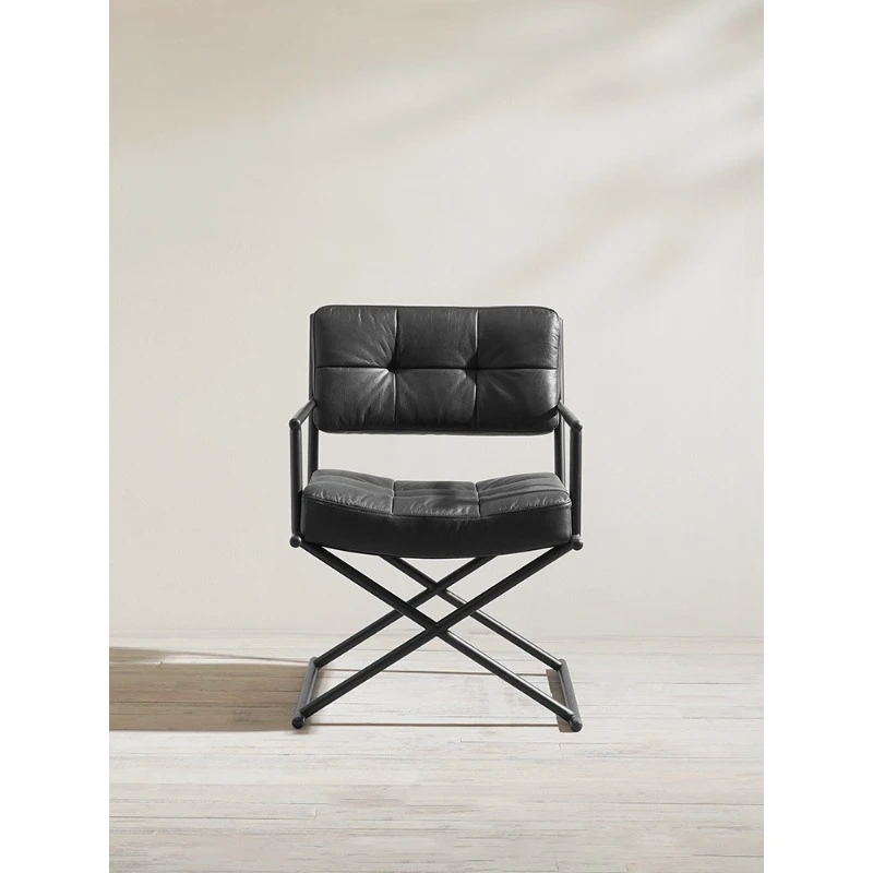 Italian minimalist black first - Office Furniture First recensie en prijs